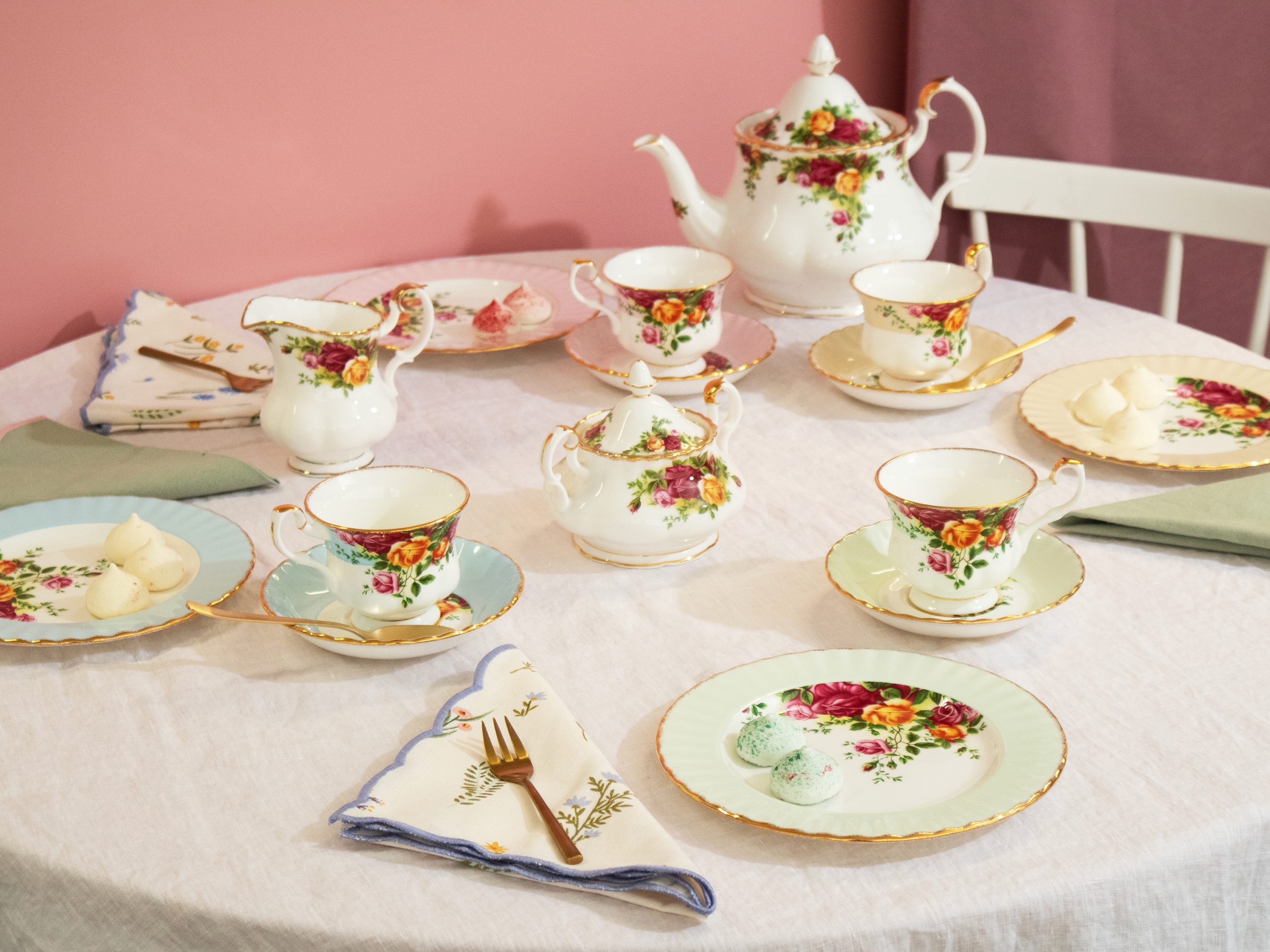 Royal Albert product 1